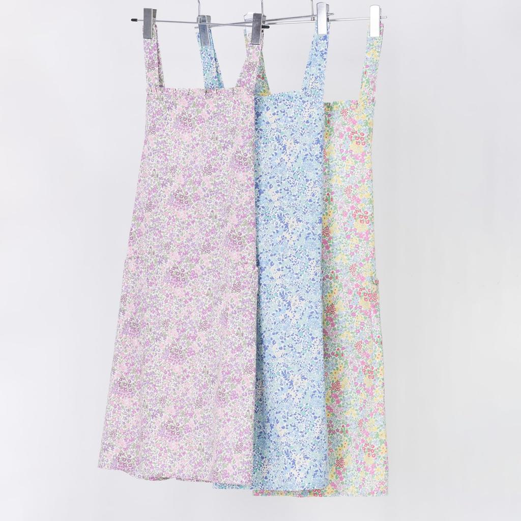 Naigai LIBERTY Floral Apron, Stylish, Water-Repellent, with Pockets, Nordic Style, Tie-Back, Suitable for Kitchen, Cafe, and Nursery School, Women's,