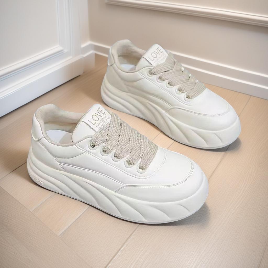 Кремовые туфли на платформе белые женские кожаный верх осенние нишевые домашние туфли кеды низкие студенческие домашние туфли папины туфли