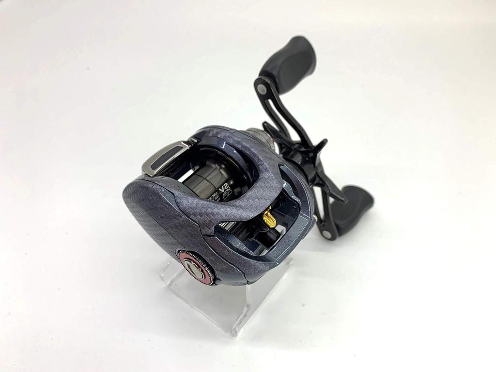 CUSTOM YOROI Custom Decal for 16 Zillion SVTW Baitcasting Scratch Protection SEAT.JP Reel, (Silver, Left-Handed)