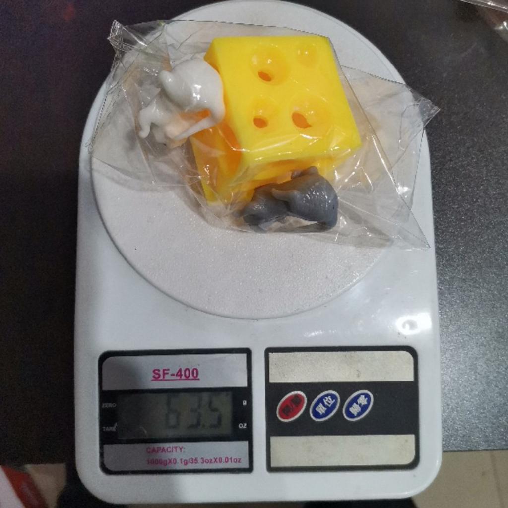 Симпатичная сырная мышь, креативная, хитрая, страшная, музыкальная декомпрессионная игрушка