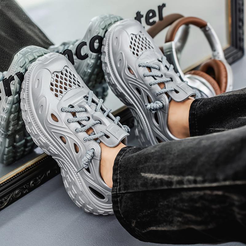 Fashion Summer Men Sandals Light EVA Men's Casual Shoes Hole Shoes Clogs Lovers Home Garden Outdoor Male Beach Flat Slippers Big Size