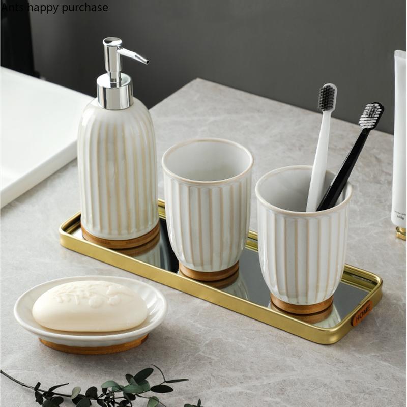 Керамический набор для мытья ванной комнаты, набор из 4 предметов, деревянные поддоны, флакон для лосьона, стаканчик для мыла, наборы аксессуаров для ванной комнаты, туалетные принадлежности для дома
