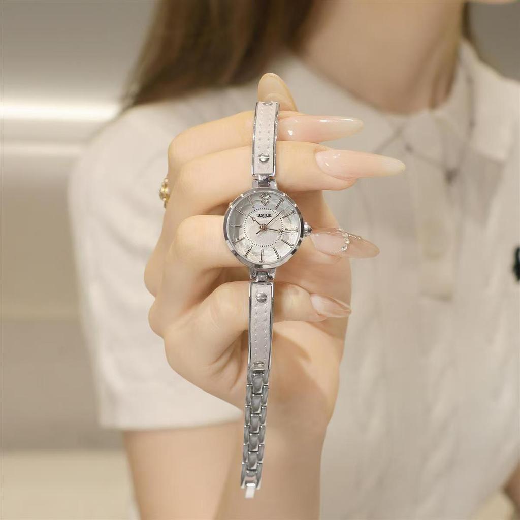 Женские наручные часы-браслет Изысканные и маленькие женские часы люкс-класса, нишевые, кварцевые