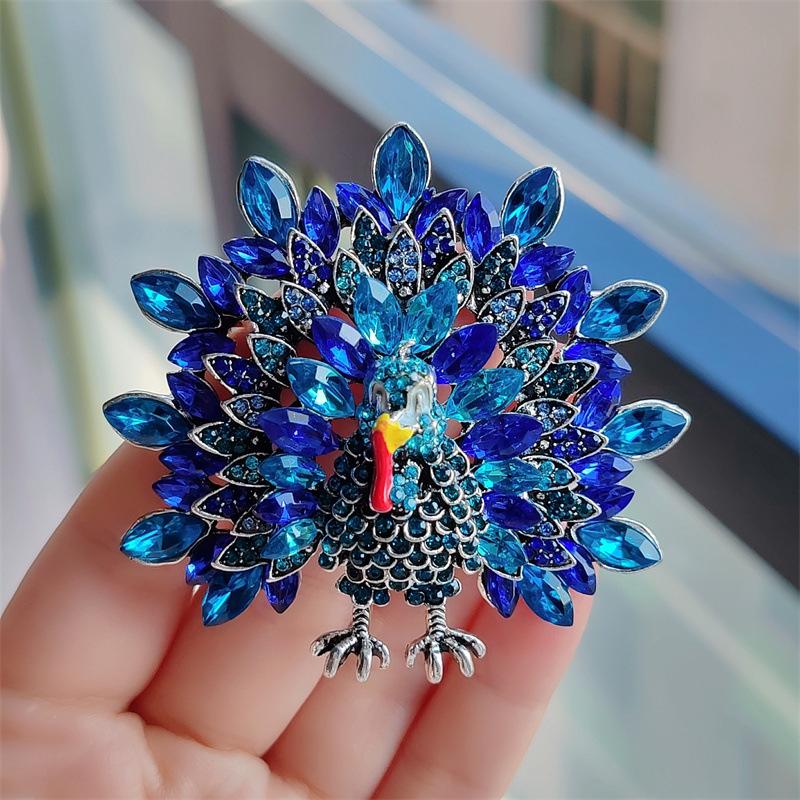 Retro Fashion Turkey Brooch, Creative Thanksgiving Funny Animal Brooch, Personalized Coat Chest Flower Accessory