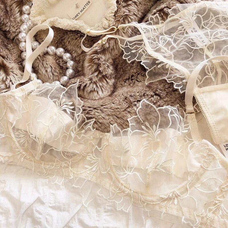 Французский комплект нижнего белья, сексуальный кружевной комплект с цветочной вышивкой, бюстгальтер, женское нижнее белье, летние ультратонкие дышащие бюстгальтеры без косточек, нижнее белье, трусики