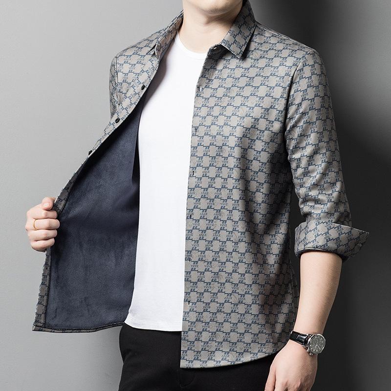 Новые зимние стильные рубашки из бархата с длинными рукавами для мужчин среднего возраста, утолщенная одежда для пап, модные универсальные теплые рубашки в клетку