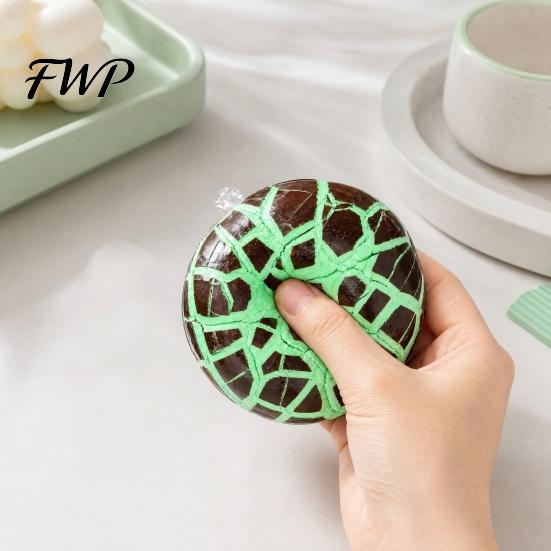 Adults Relaxation Toy Wax Cracking Ball Squeeze Toy, Crispy Chocolate Stress Relief Portable Slow Rising Fidget with Crackable Texture, Party