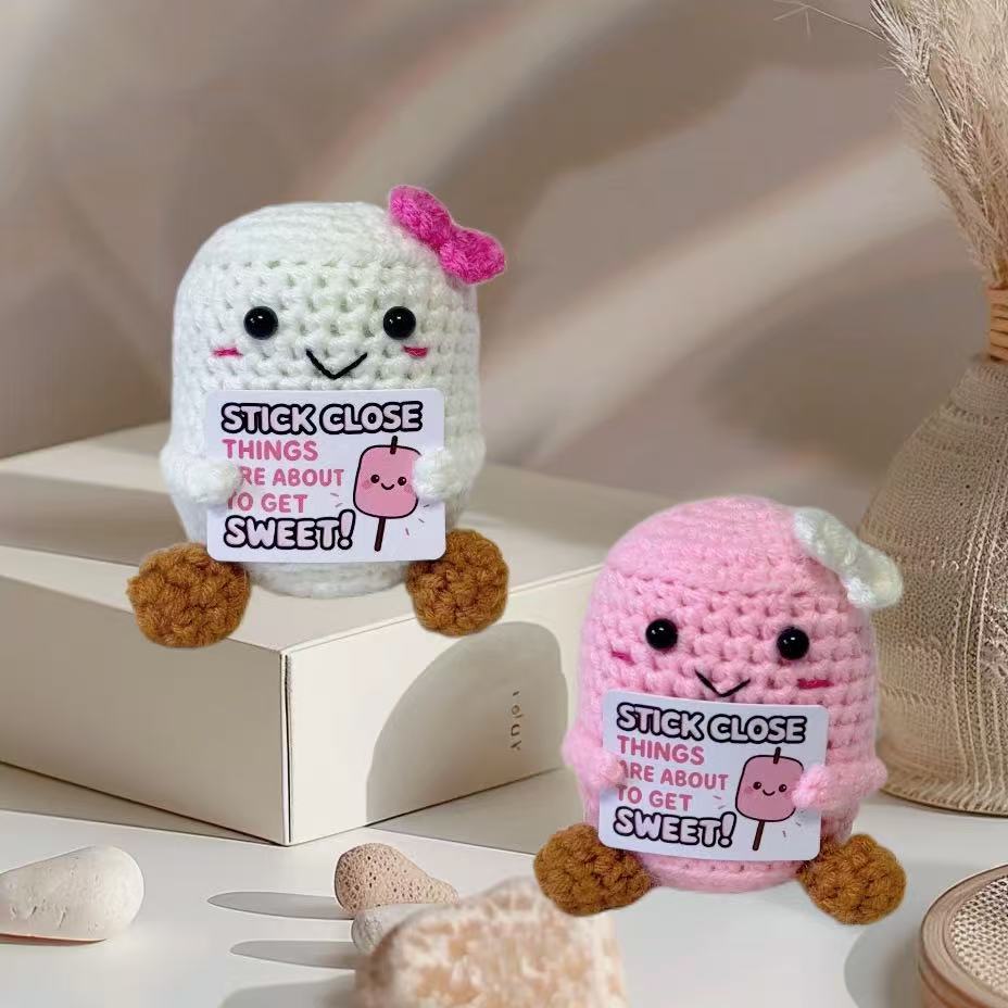 Funny Crochet Positive Marshmallows Doll Home Room Decoration Handmade Knitted Marshmallows Desk Ornament for Best Friend Couple