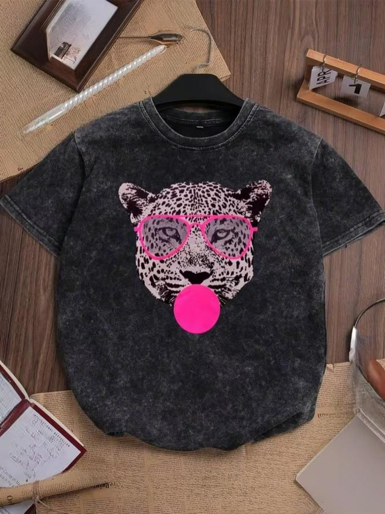 Cool Leopard Head TShirt With Pink Glasses Bubble Gum GraphicVintage Washed Crew Neck Casual Short Sleeve Daily Streetwear Top