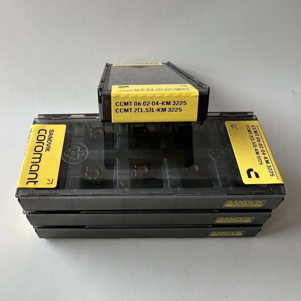 SANDVIK / CCMT060204-KM 3225 / Original Swedish hard alloy blade 10 Pcs