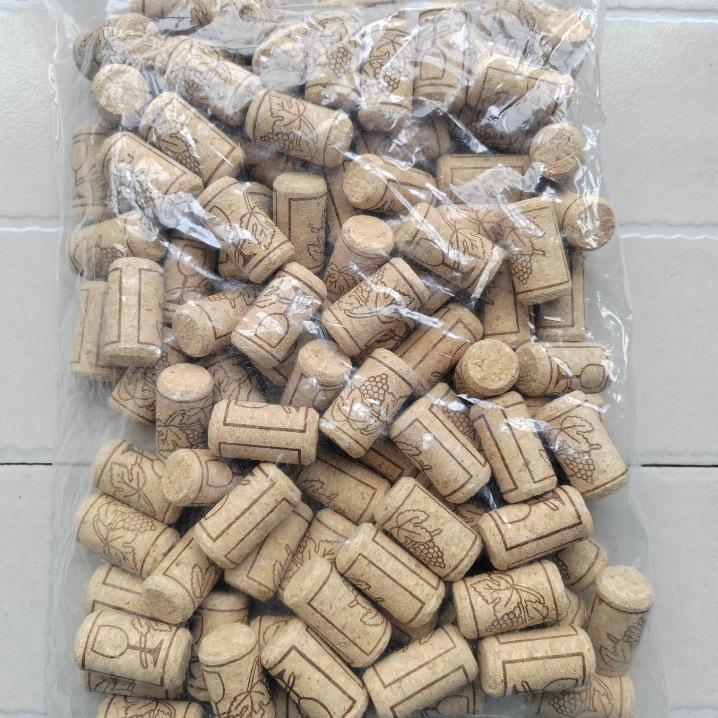 Высокоплотные натуральные синтетические пробки для винных и шампанских бутылок