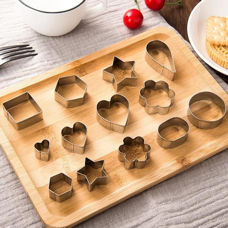 30Pcs Cookie Mold Stainless Steel Sugar Biscuit Press Stamp Embosser Cookie Cutter Fondant Cake Mold Pastry Baking Accesories