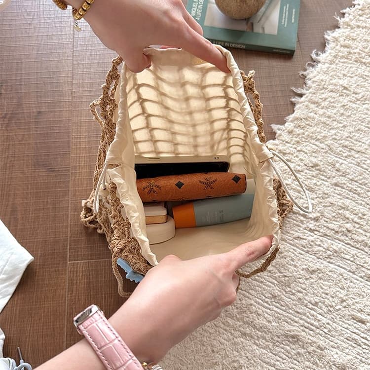 Summer vacation drawstring lined fishing net woven bag