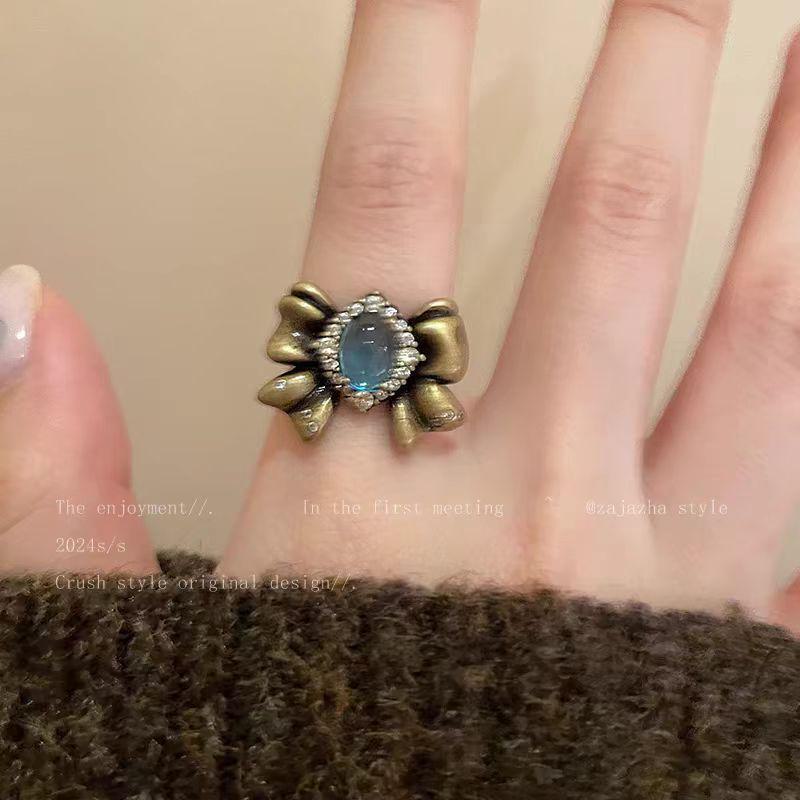 Изысканное винтажное кольцо-бантик для женщин — элегантное и универсальное, выпуск 2025 года