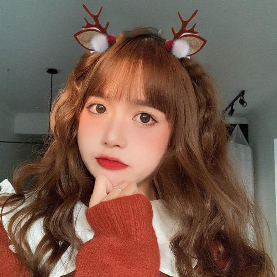 1 пара женских заколок для волос с мультяшным декором из рога, противоскользящая нержавеющая сталь, легкий плюшевый шарик, декор в рождественском стиле, новогодний праздничный подарок для девочек, заколки для волос