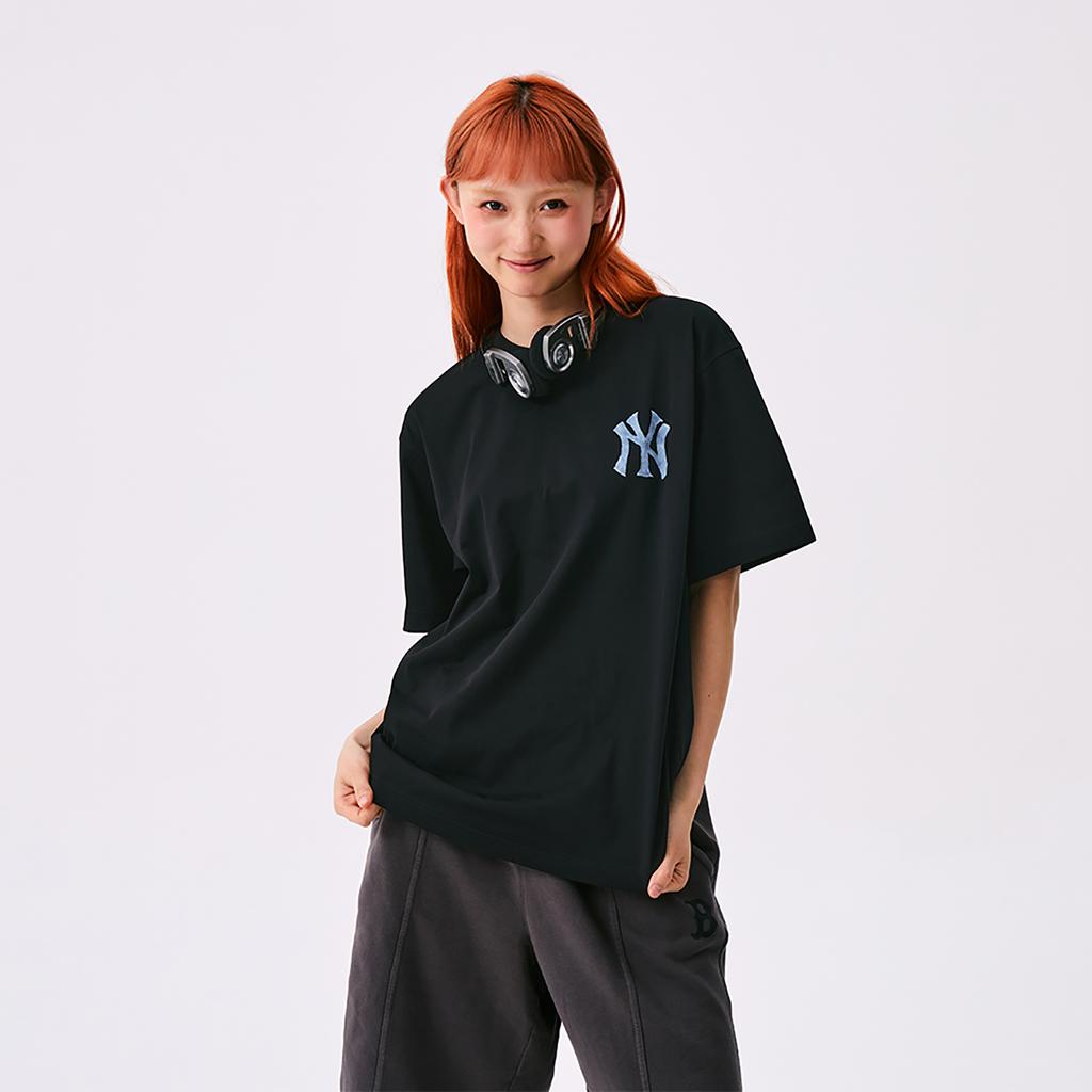 New MLB MONOGRAM Collection New York Yankees SS25 T Shirt Men's Black 3ATSM0953-50BKS