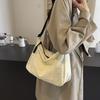 Японская простая и вместительная сумка-тоут женская 2025 новый нишевый дизайн модная подмышечная на одно плечо кроссбоди сумка