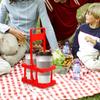 Portable Beer Rack Handheld Foldable Beer Basket Wine Carrier Beer Holder 2 Bottle Whiskey Beer Carrier for Camping Picnic BBQ