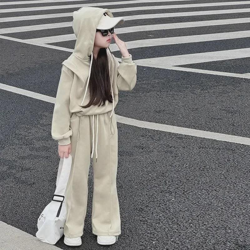 Стильные повседневные спортивные костюмы для девочек - однотонные с капюшоном, из двух частей, для школы весной и осенью