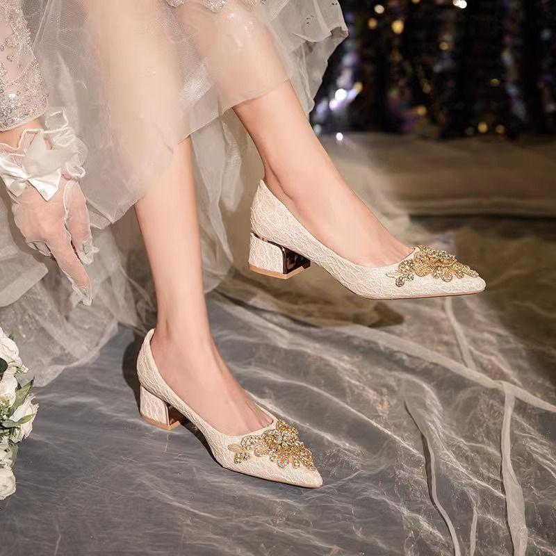 Нишевая высококачественная обувь на толстом каблуке для свадьбы женская мода универсальная банкетная туфли на высоком каблуке с кристаллами темпераментные женские 2025 весна и лето n