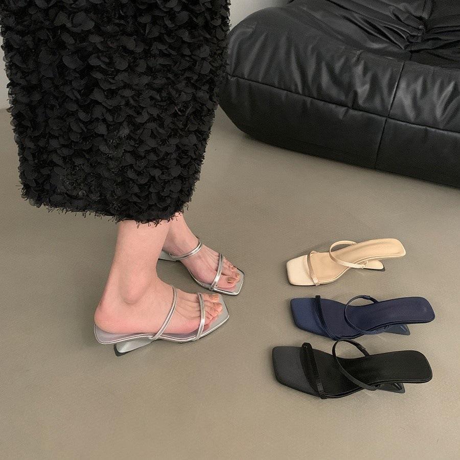 Темпераментные туфли-шлепанцы на высоком каблуке, женская обувь, носить 2025, новые летние французские сандалии с юбками, красивые сандалии