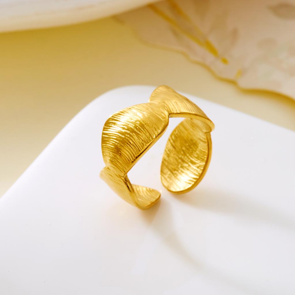 Vintage Gold Color Starfish Shell Rings for Women Stainless Steel Ocean Series Flower Stars Whale Adjustable Finger Ring Jewelry