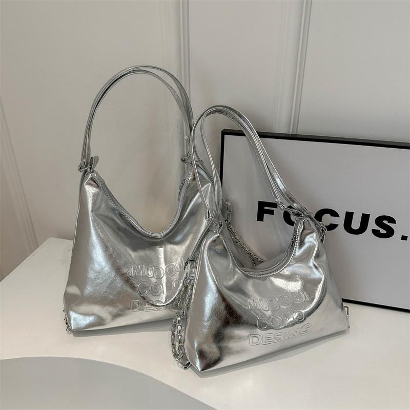 Trendy 2024 Women's Dual Shoulder Strap Tote Bag With Chain And Zipper Closure