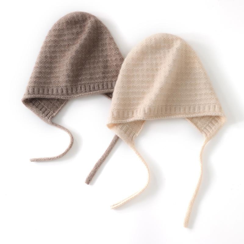Кашемировая осенне-зимняя новая высококачественная однотонная вязаная уличная шапка с защитой ушей, теплая и модная клетчатая шапка для женщин