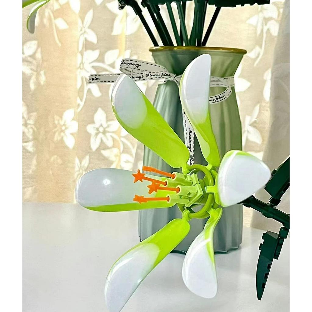 Lily Flowers Bouquet For Adults Building Set With Exquisite Packaging Box, Flowers Bouquet Botanical Collection Building