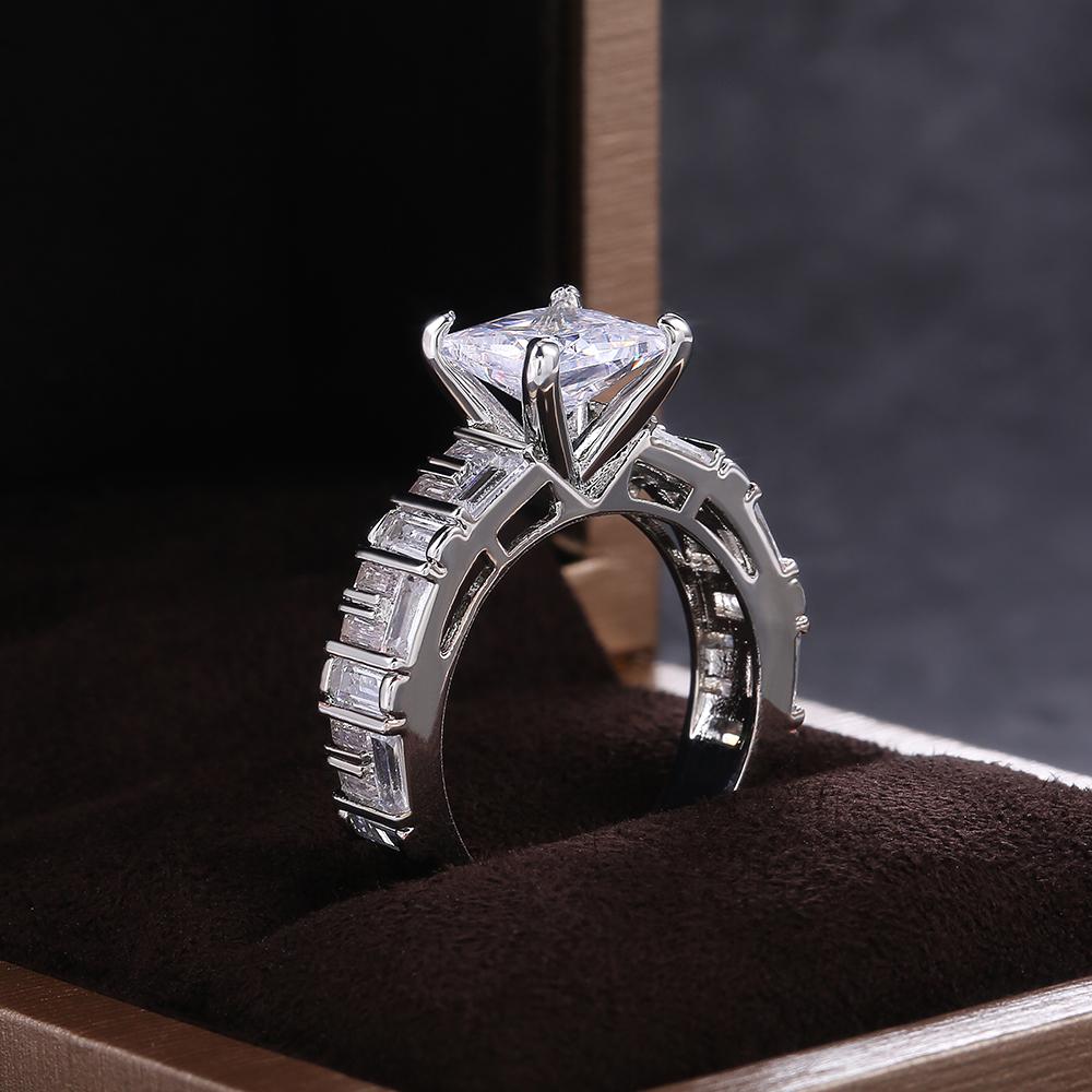 Новые великолепные женские обручальные кольца с блестящим кристаллом принцессы и кубическим цирконием, свадебные кольца, классические свадебные украшения
