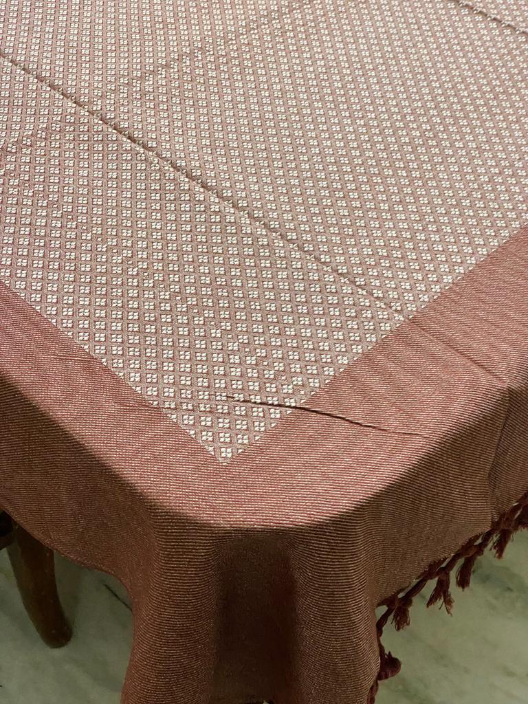 Woven Cotton Reversible Table Cloth 6 Seater (90*60 Inches)