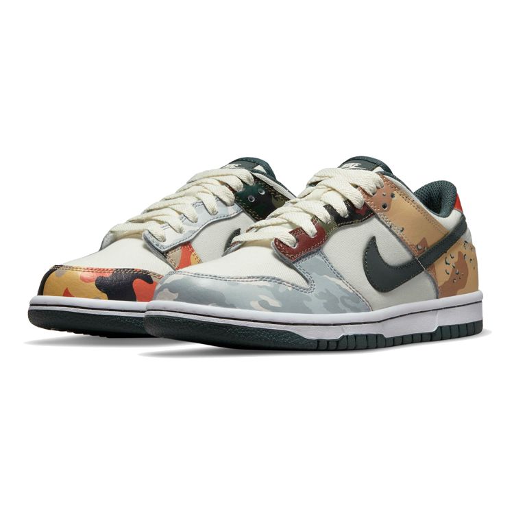 Nike Кроссовки детские Dunk Low SE GS Sail Multi-Camo разноцветные винтажно-зеленые полностью-оранжевые DB1909-100