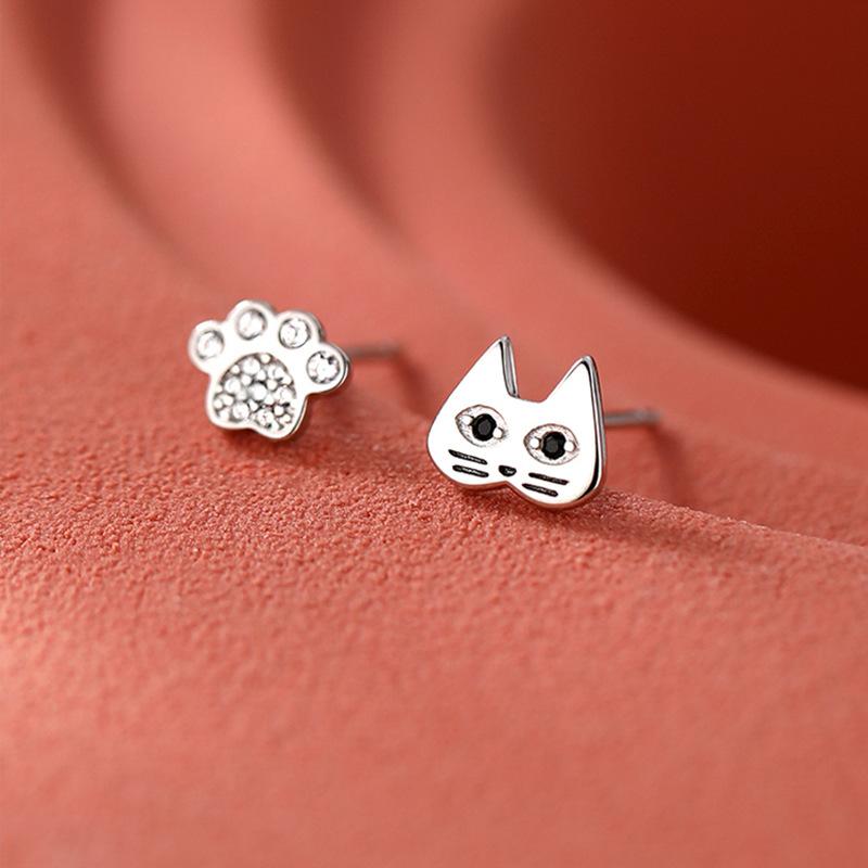 Мини милые асимметричные серьги-гвоздики в виде кошки, женские, ранняя весна, корейская версия, креативные, забавные серьги в виде кошачьей лапки, индивидуальность