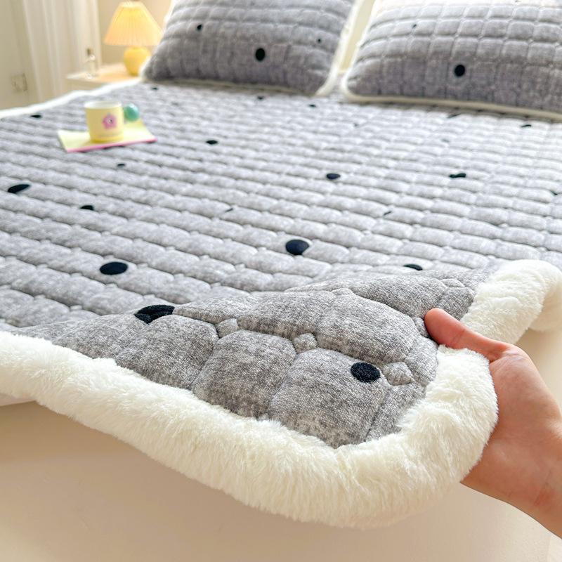 Матрас-подушка из молочного бархата для домашнего использования, зимний коралловый бархатный матрас для тепла и утолщения