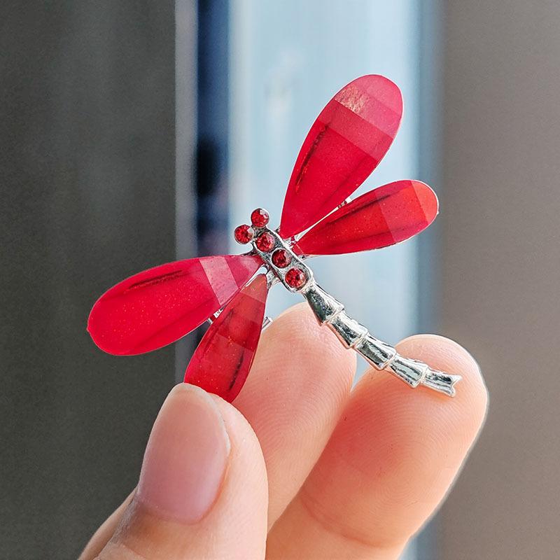 Simulation Dragonfly Brooch Cartoon Brooch Brooch Women'S Fashion Animal Pin Clothing Accessories