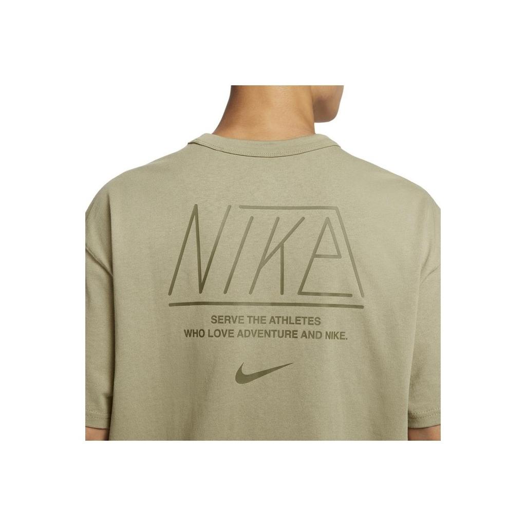Nike Футболка Sportswear Essentials Series с простым буквенным принтом, ребристым дышащим круглым вырезом и коротким рукавом, мужская футболка оливково-зеленого цвета HQ9151-276