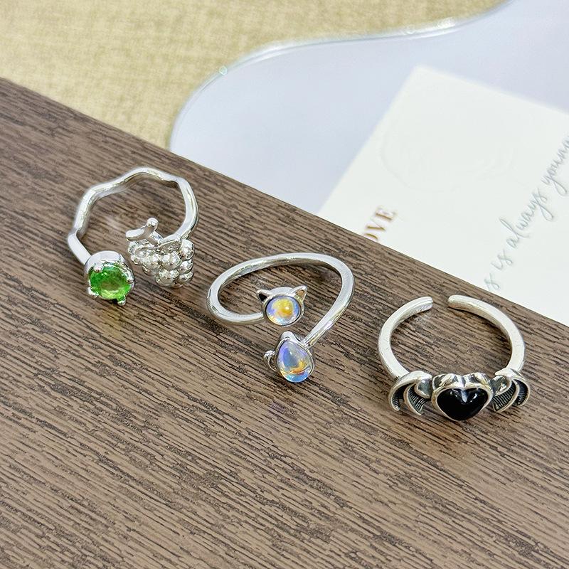 Sweet Grape Personality Bat Cute Kitten Open Ring Niche Premium Sense Stacked Ring