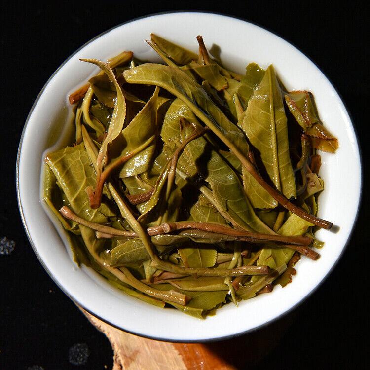 357 г сырого чая пуэр из древнего дерева Иу: Вершина чайного наследия Юньнани