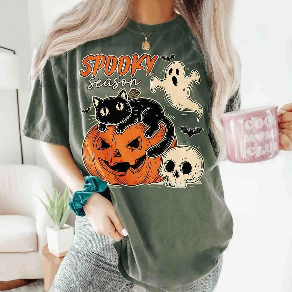 Vintage Halloween Shirt, Black Cat Pumpkin Comfort Colors Tee, Spooky Season Fall Graphic Shirt, Cute Autumn Gift