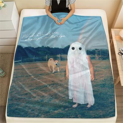 1PC Phoebe Bridgers Print Flannel Blanket, High Quality Comfortable for All Seasons, Home Decor, Warmth and Comfort, Perfect for Christmas Gifts