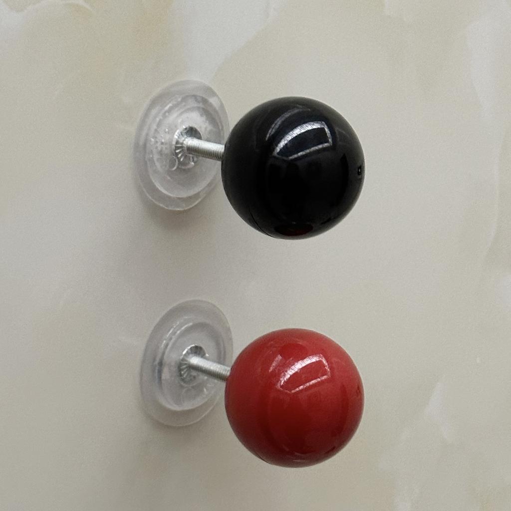 Ins Style Candy Pulls Простая красочная ручка двери шкафа с одним отверстием Американский ящик шкафа Ручка кухонного шкафа Выключатель света