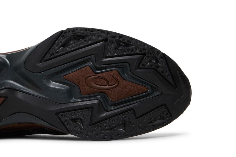 Men's Sneakers ASICS HN2-S PROTOBLAST Kiko Kostadinov Chocolate Brown Chocolate Brown/Graphite Grey