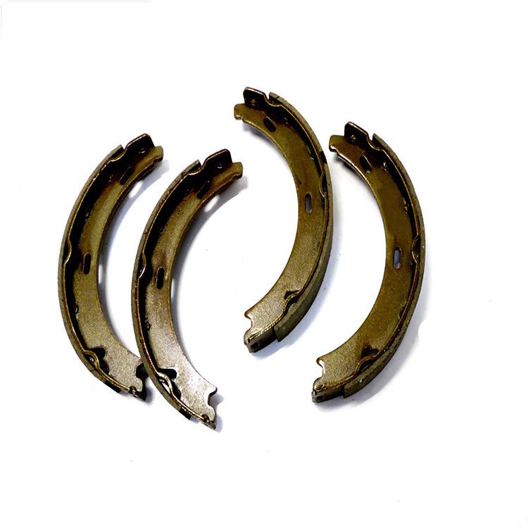 Задние тормозные колодки и накладки Mercedes-Benz C280 (1244200720) Автомобильные аксессуары