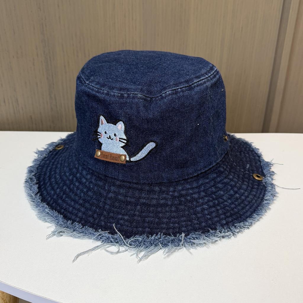 Spring and summer new cartoon embroidered kitten denim fisherman hat men's and women's versatile sunscreen visor outdoor mountaineering hat