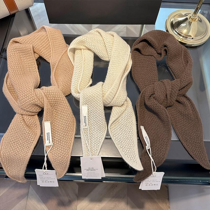British Triangle Scarf 100% Wool Cashmere Scarves for Women Winter Warm Soft Neckerchief Shawl Autumn Fashion Lady Poncho Wraps