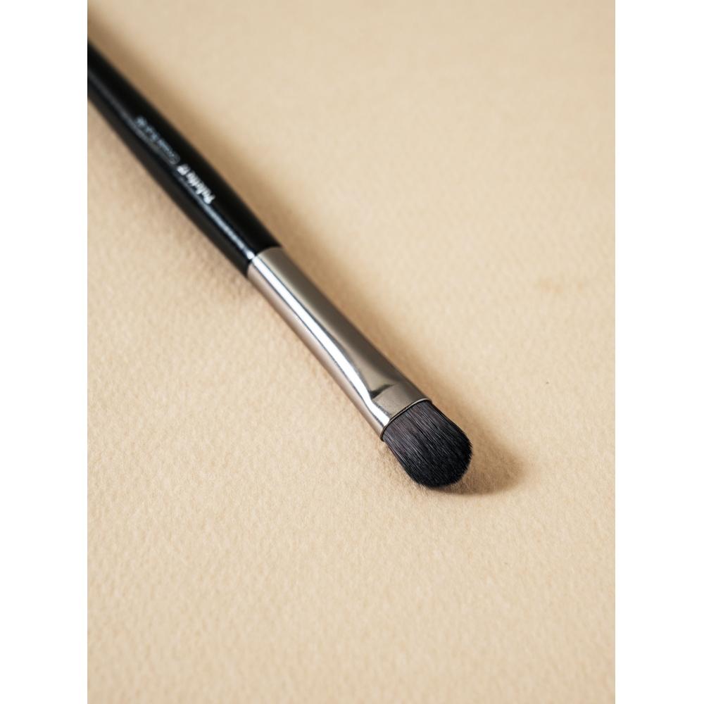 Daiso Palette 17 Concealer Brush