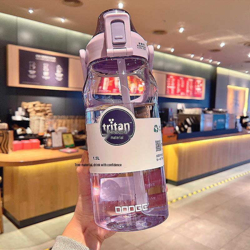 Tritan Influencer Straw Cup: Large Capacity, Portable Design for Fitness & Sports, Perfect for Girls & Boys