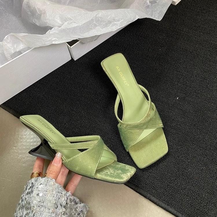 Fashion 2024 Designer Elegant Shoes Women Sandals Wedge Heel Medium Slippers Women Open Toe Luxury Fashion Party Women Shoes
