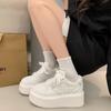 Туфли на платформе белые женские 2024 весна новые универсальные повседневные туфли с крестиком и цветком кексы спортивные туфли с увеличенным голенищем