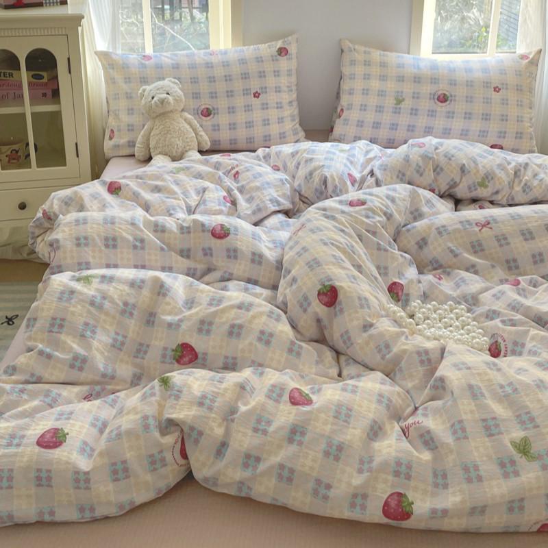 G5Z25 Jacquard Four-Piece Nude-Sleep Bedding Set with Cloud-Feel Double-Layer Gauze  for Girls, Includes Duvet Cover and Fitted Sheet